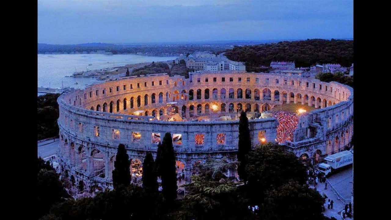 Villa Isabella Pula Exterior foto