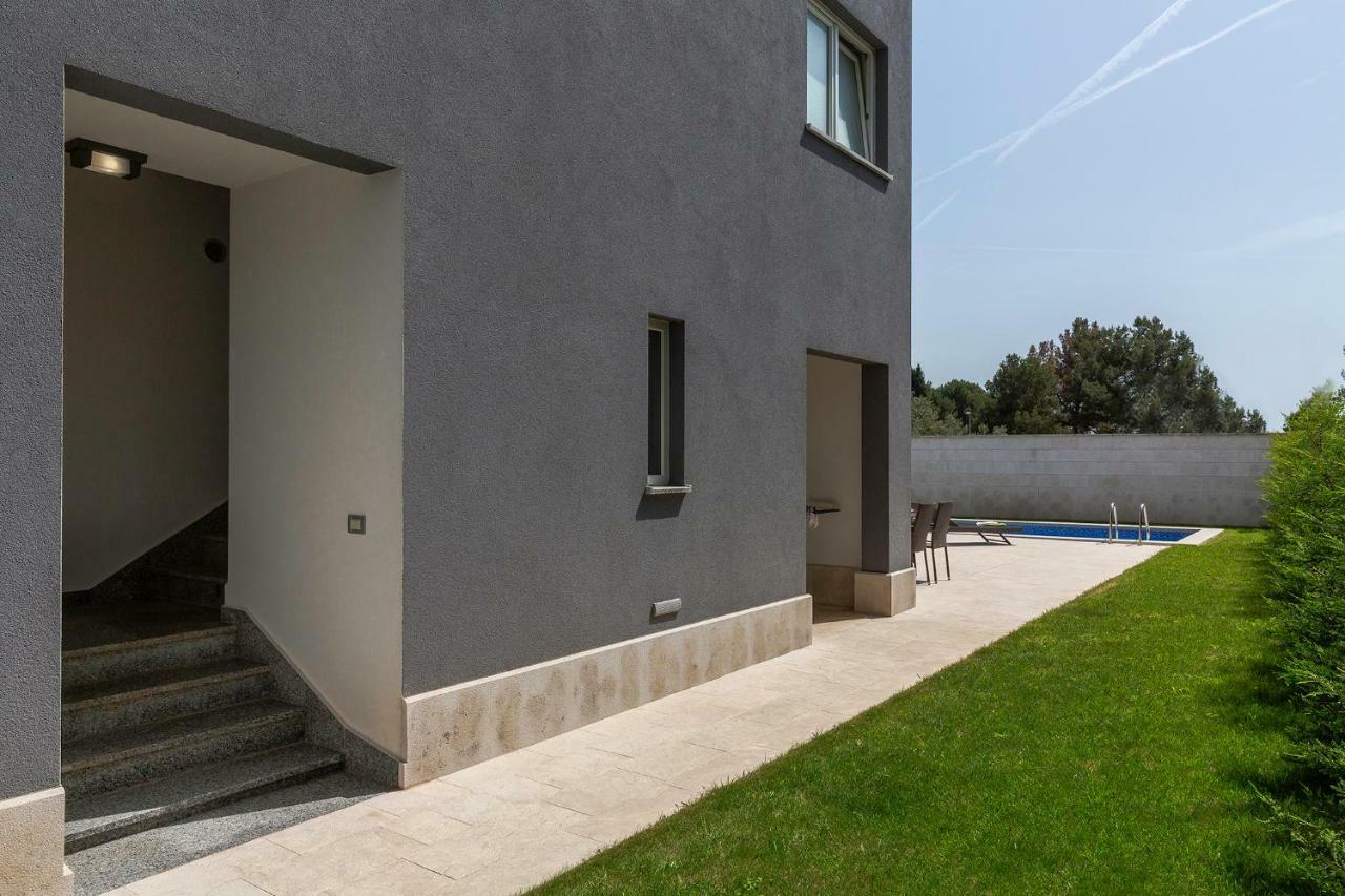 Villa Isabella Pula Exterior foto